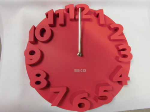 Horloge 35cm avec chiffres en relief